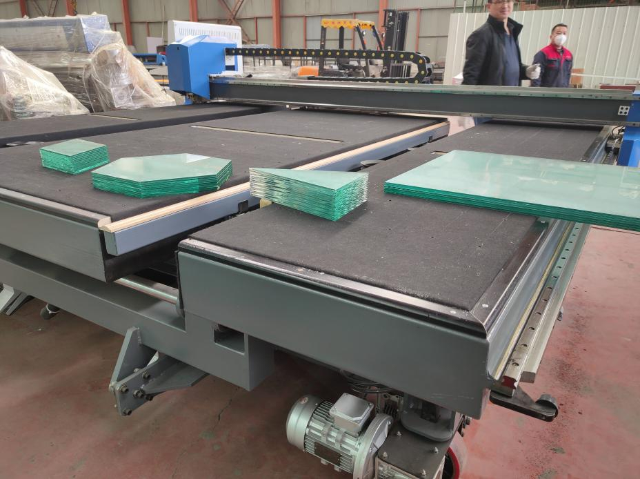 How Can CNC Glass Cutting Machines Boost Your Production Efficiency